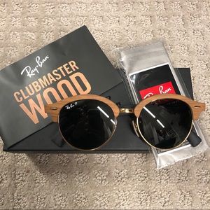 Ray-Ban Clubmaster Wood Round Frame Polarized